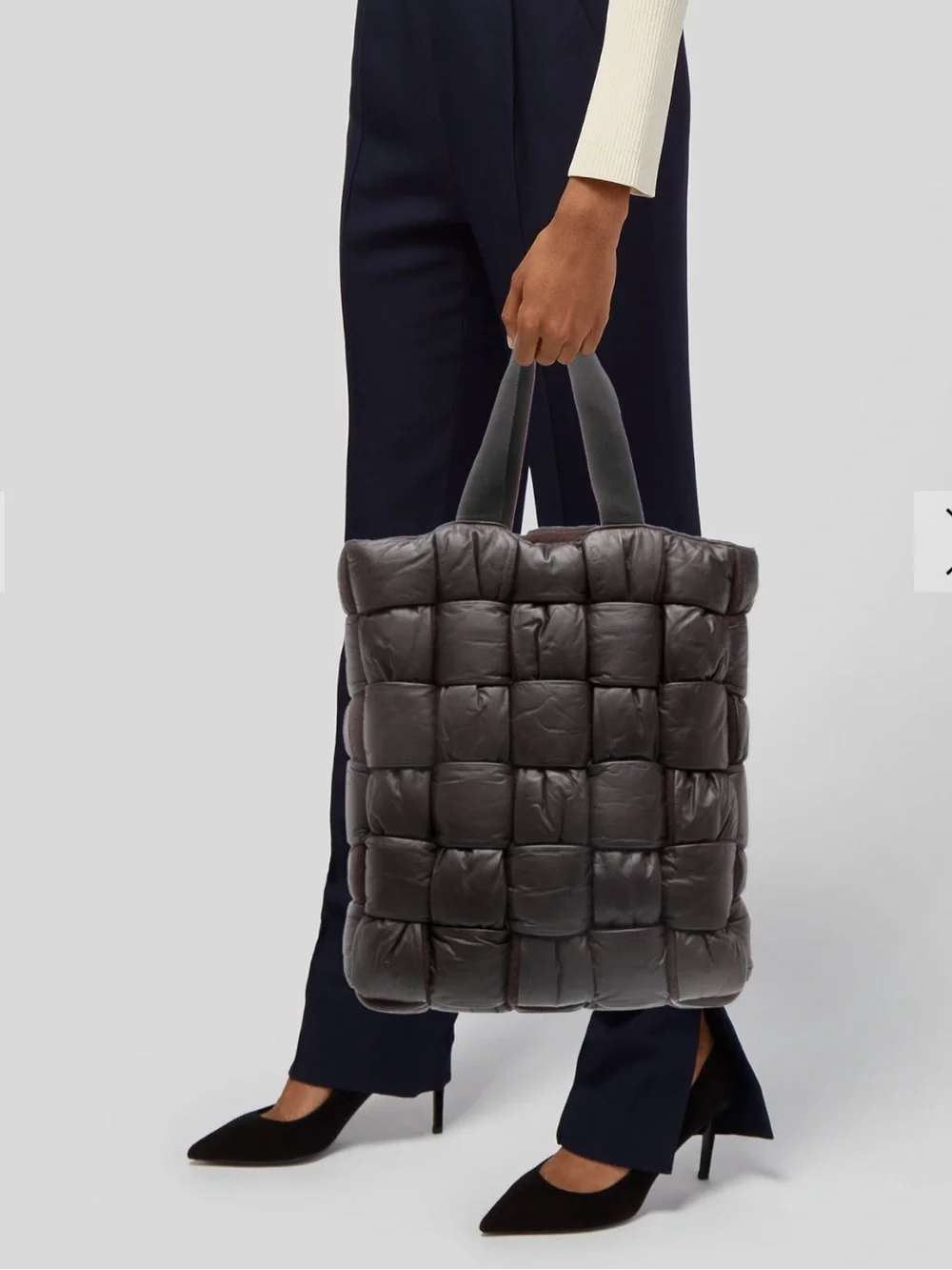 BOTTEGA VENETA Padded Tote Bag Calfskin Leather Wool Fondant. NEW! RT $ 4990. XL